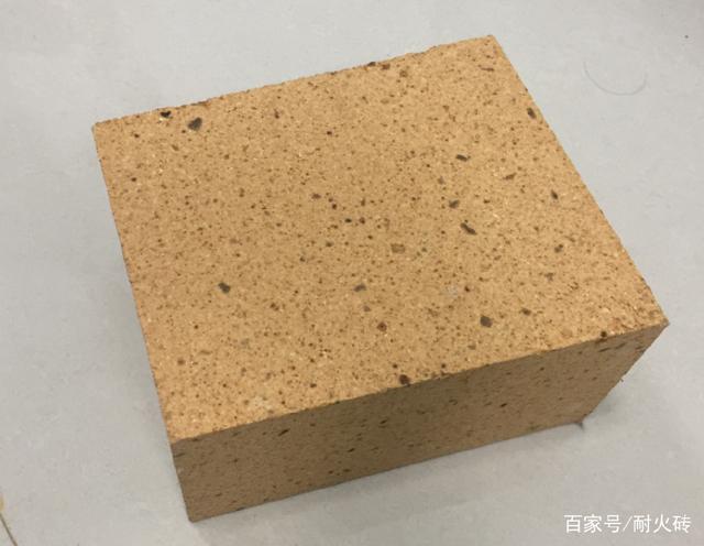 耐火磚的主要成分與性質解析